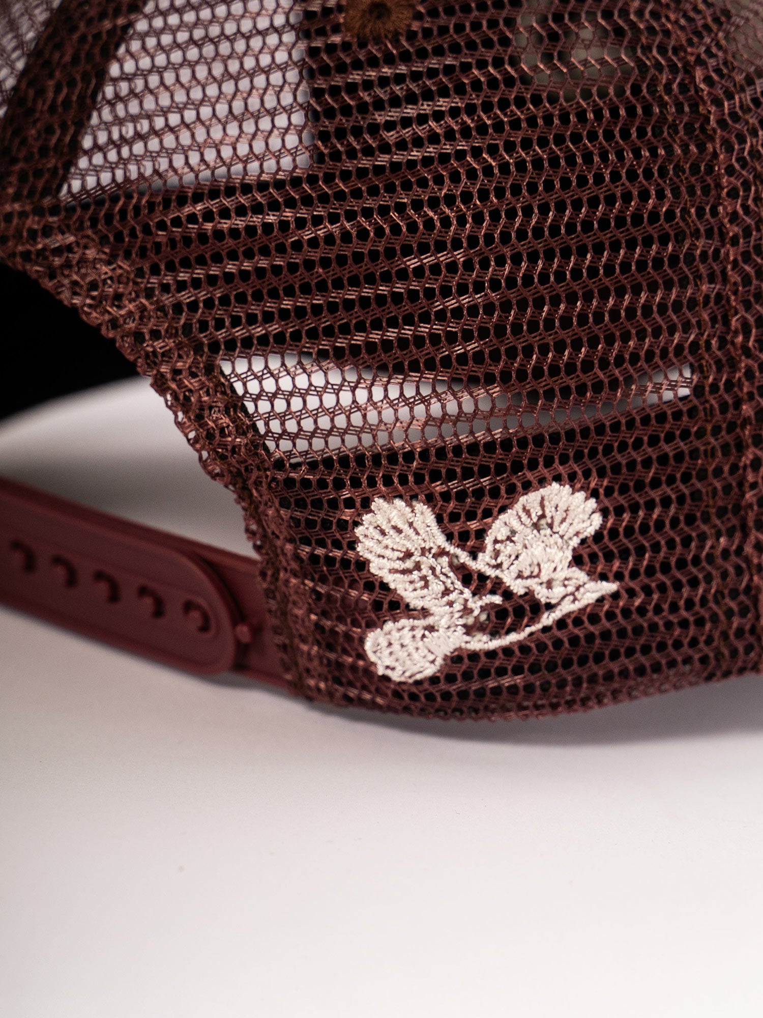 Lasso Trucker Cap Chocolate