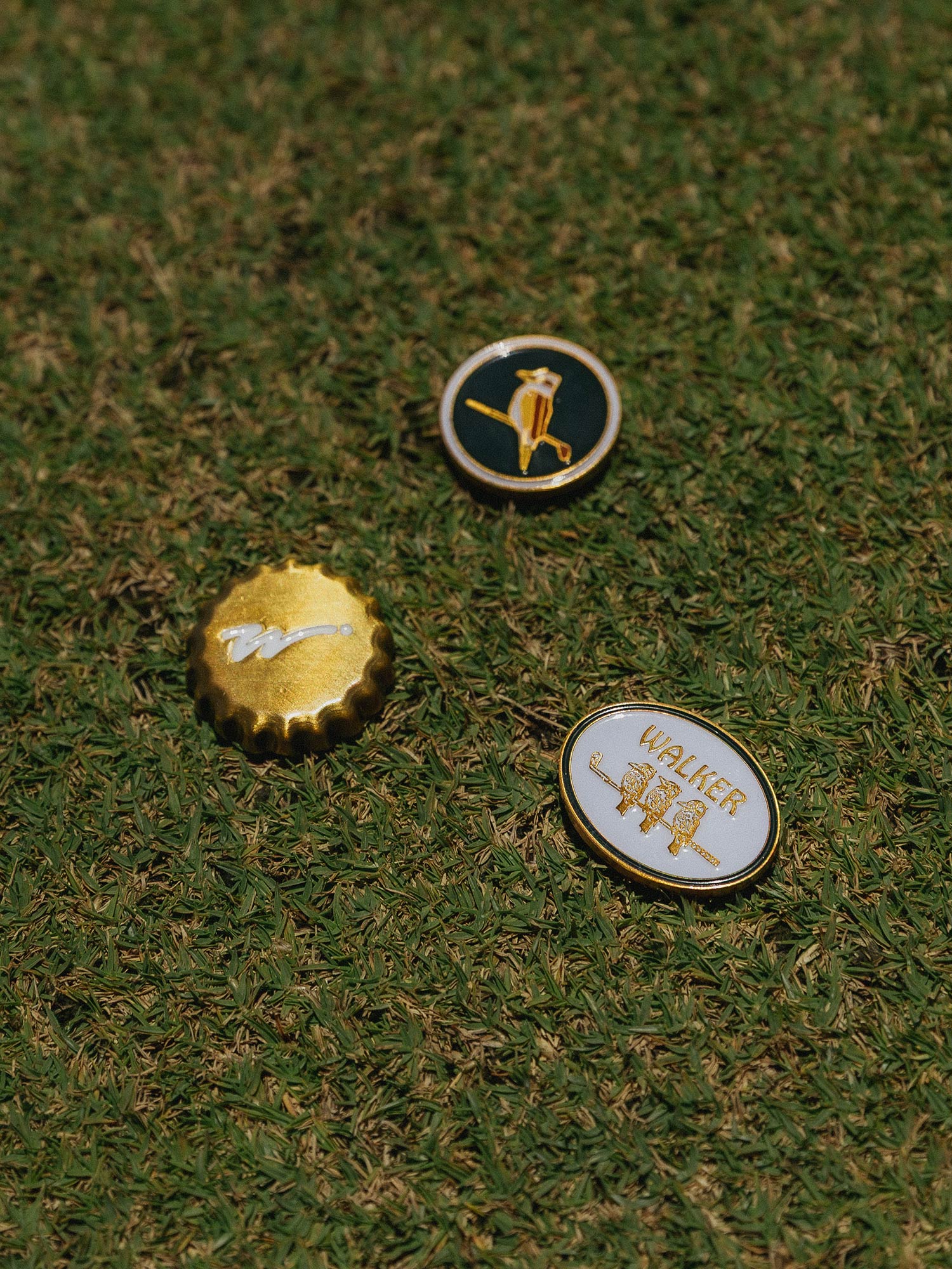 Ball Marker On Watch 3 Pack - White / Green / Brushed Gold