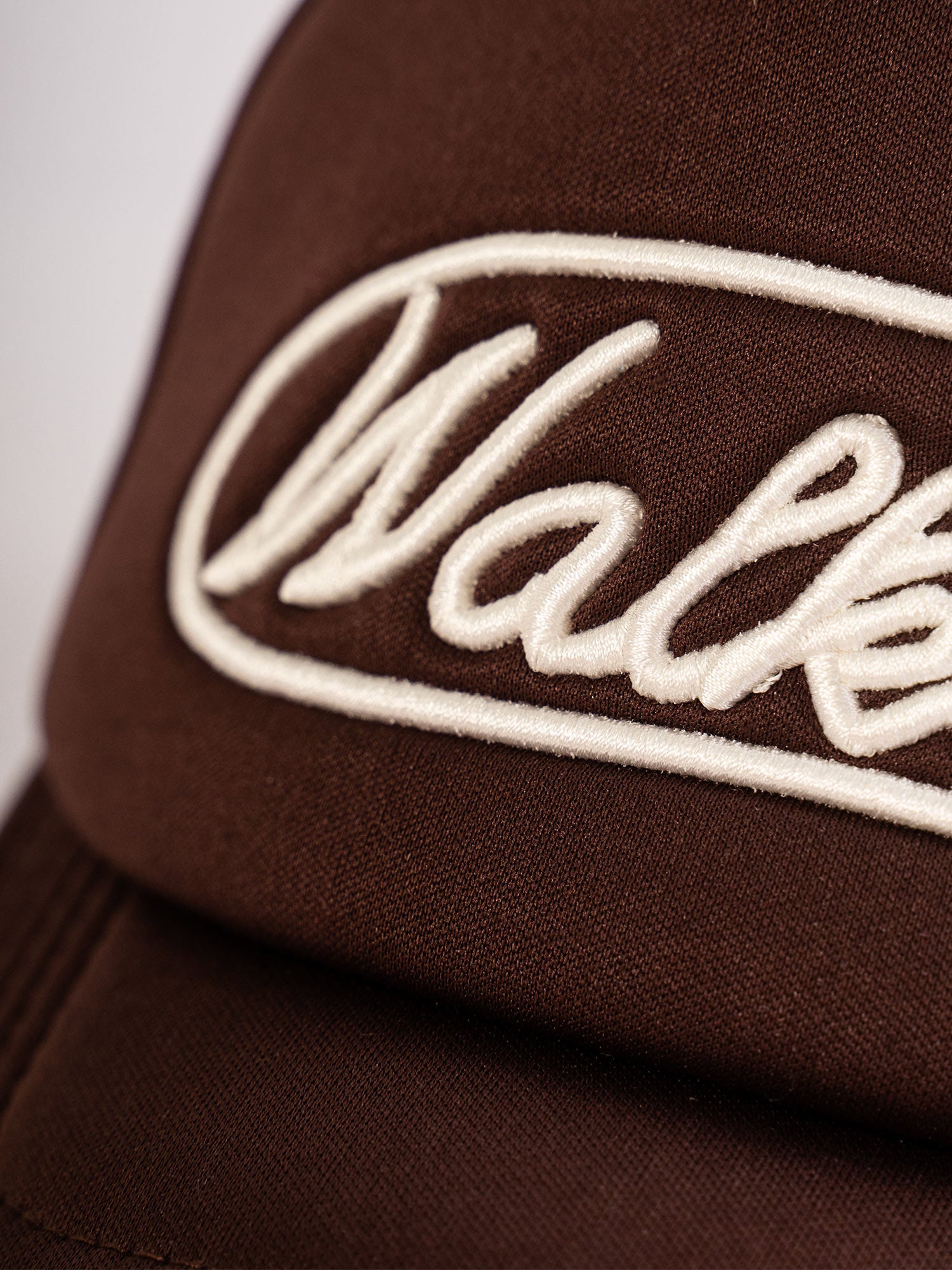 Lasso Trucker Cap Chocolate