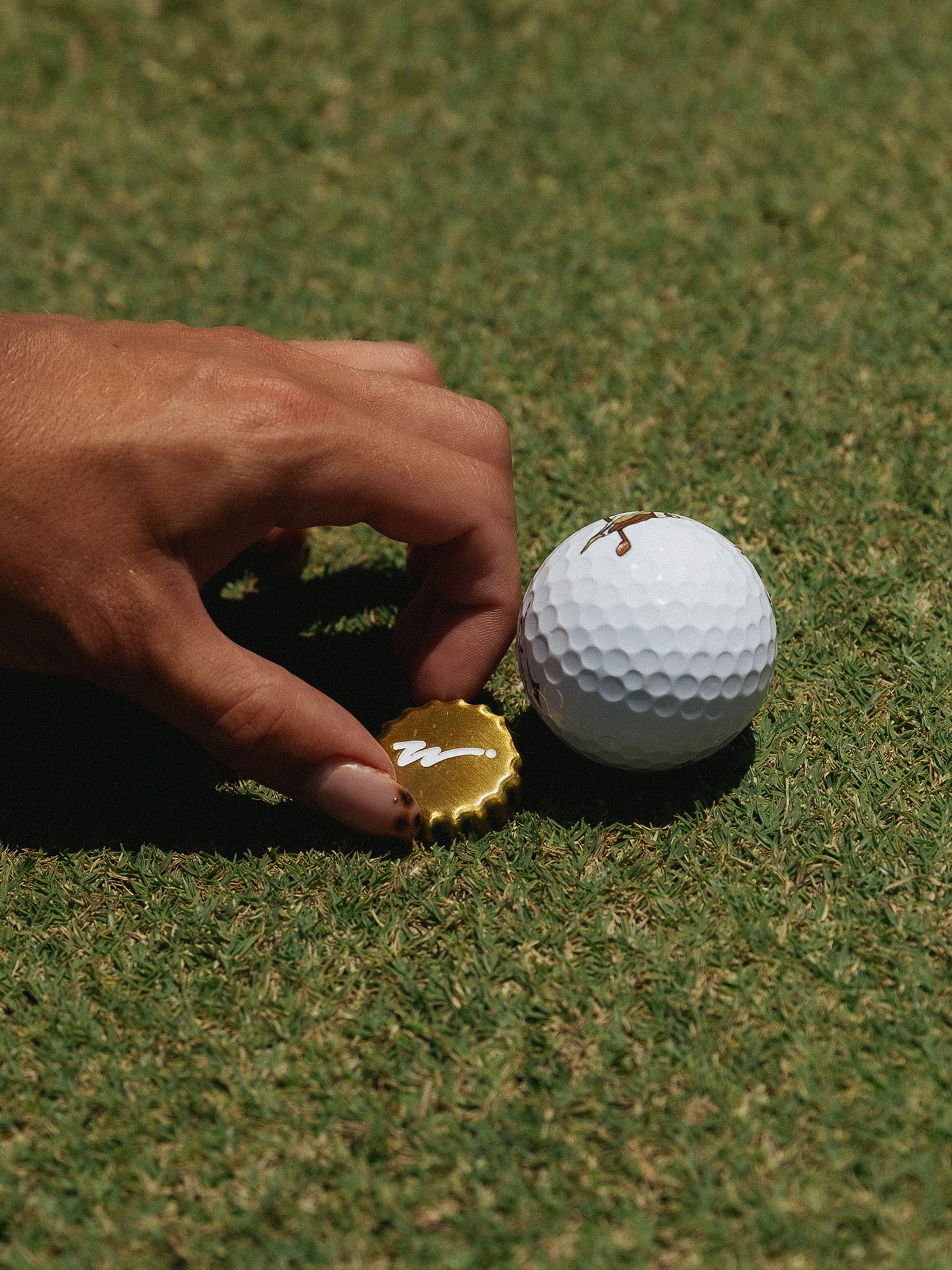 Ball Marker On Watch 3 Pack - White / Green / Brushed Gold