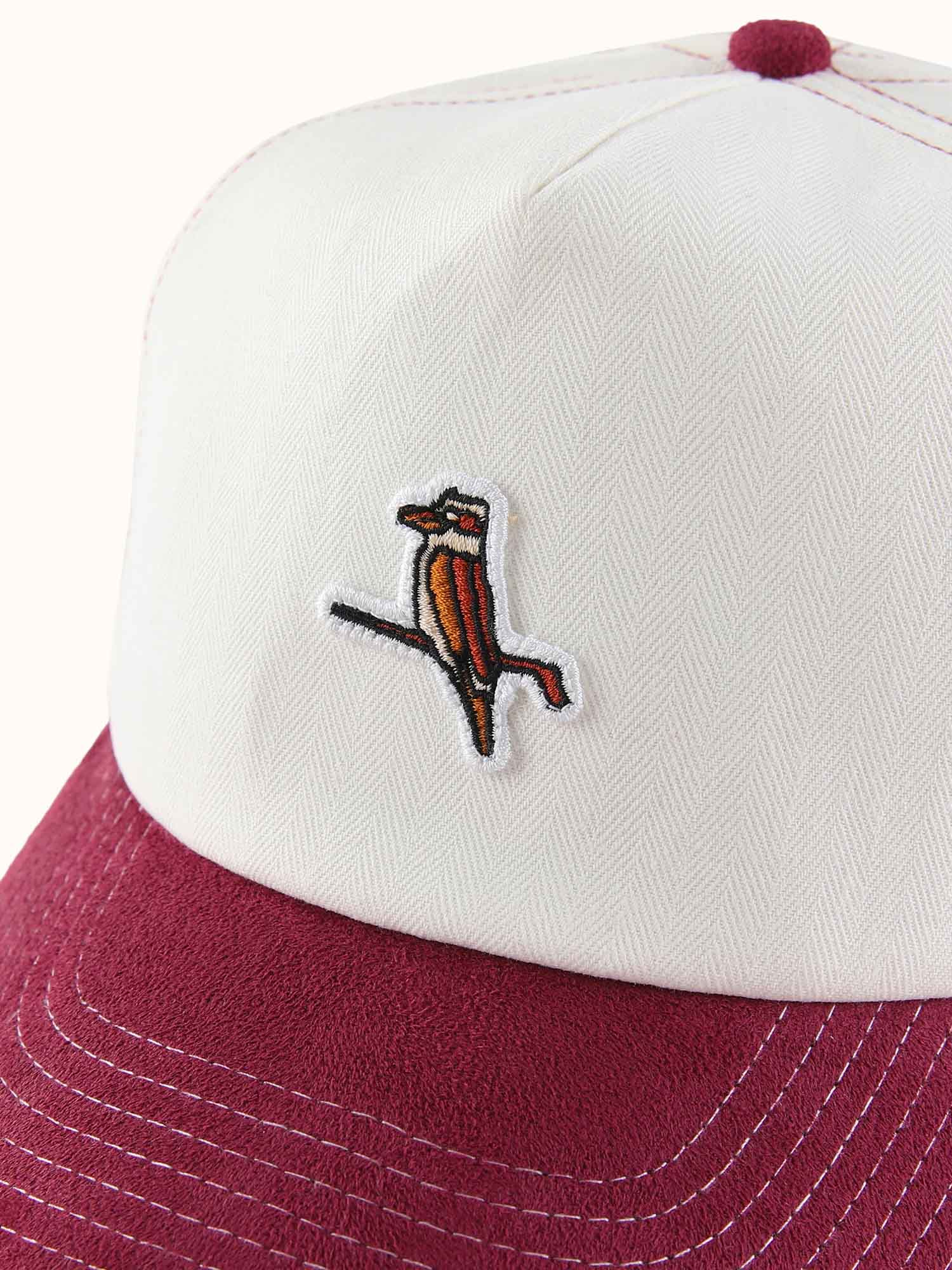 Initial Classic Cap White / Merlot