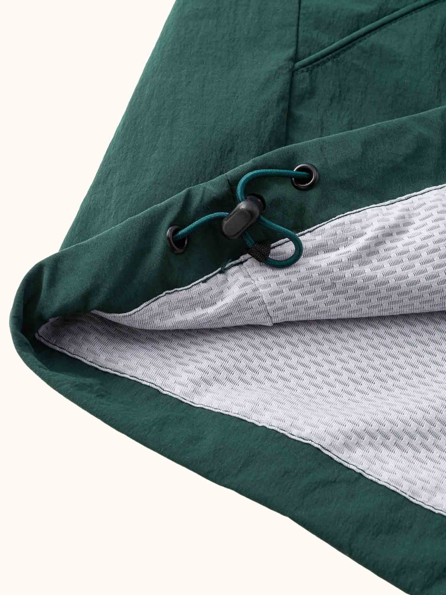 All-Weather Pullover Forest / Gold